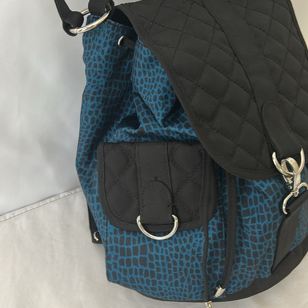 Black blue giraffe animal print quilted double strap backpack carry bag - Picture 5 of 11